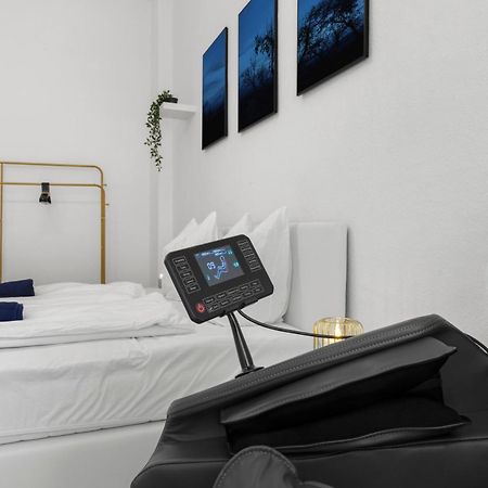 62Qm2, Massageseat, Billard-Table, King-Sized Bed Apartment Berlin Exterior photo